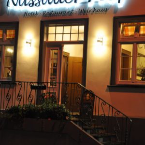 Nassauer Hof bei Nacht